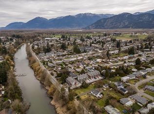 46339 Hope River Rd #6, Chilliwack, BC V2P3P4