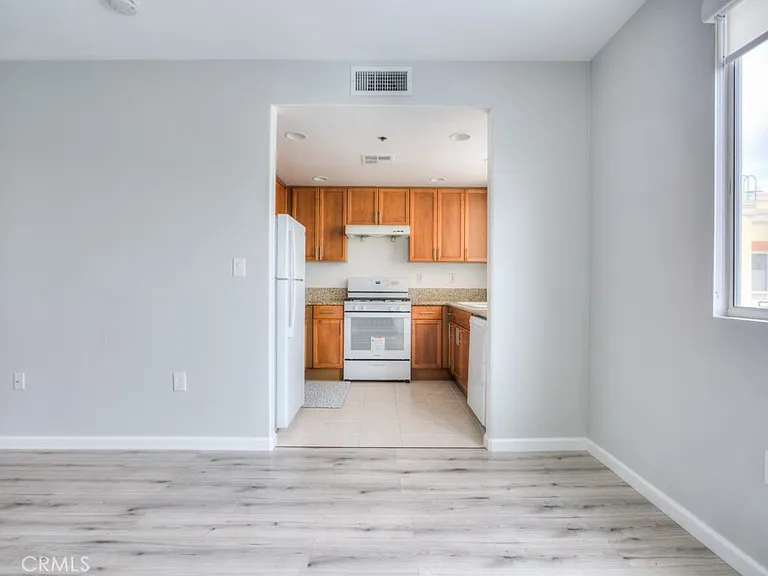 580 W Main #302 — Photo 14