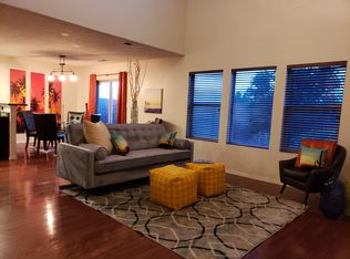 7409 Via Contenta NE, Albuquerque, NM 87113