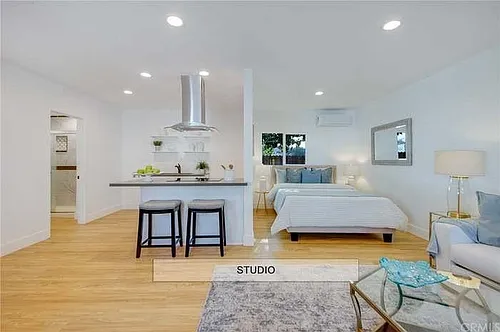 1772 1st St Photo 1