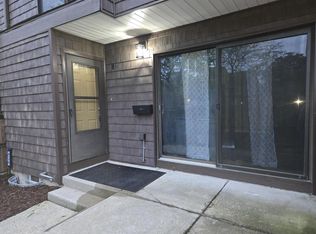 9170 N 70th St, Milwaukee, WI 53223