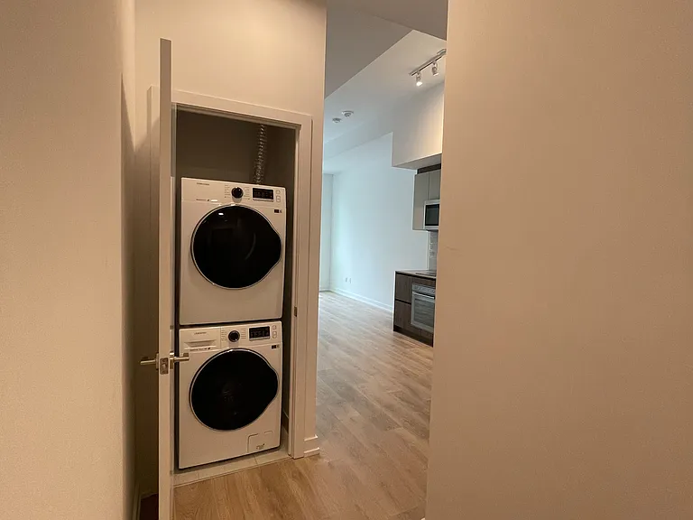150 Logan Ave #113 — Photo 5