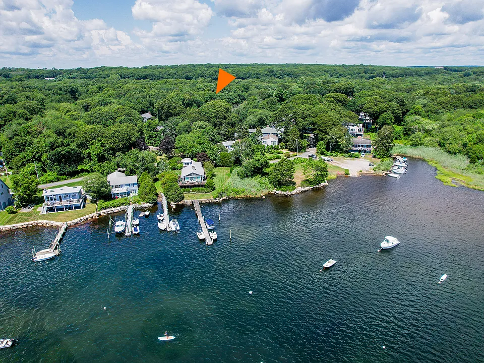 39 Brookside Dr