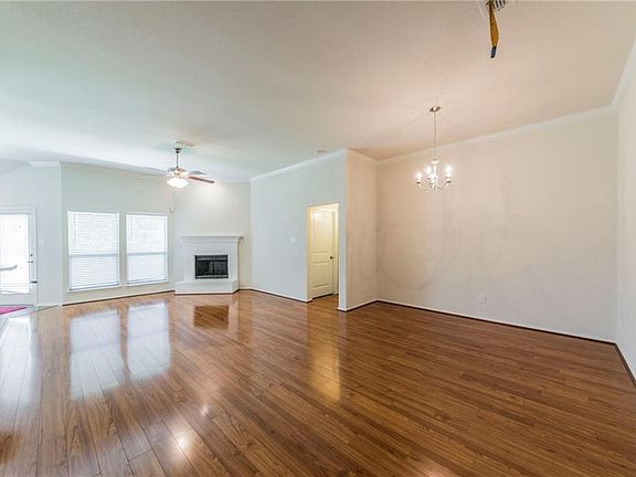 5th image of 1232 Galicia Ln