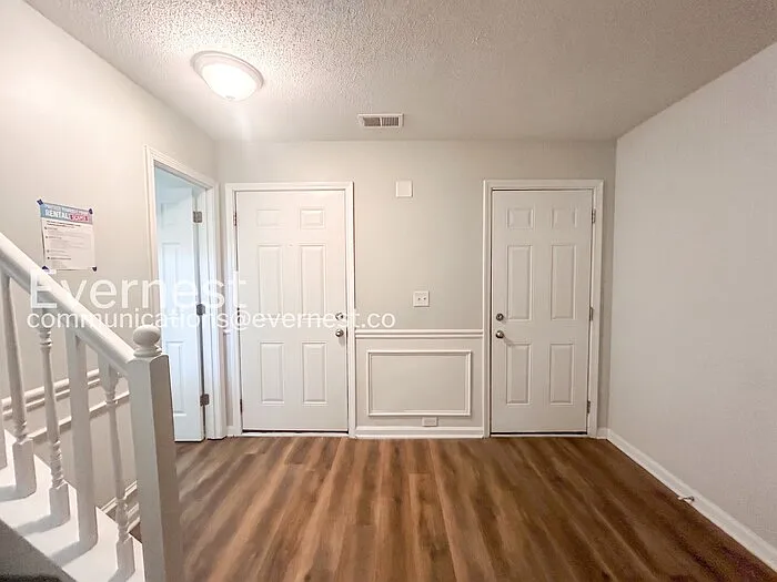5544 Bluegrass Dr — Photo 9