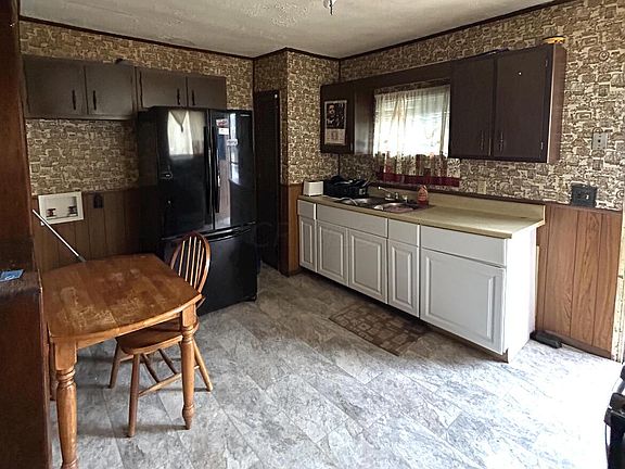 4th image of 711 Westphal Ave