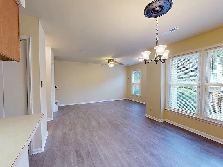 6008 Chestnut Hollow Ct — Photo 11