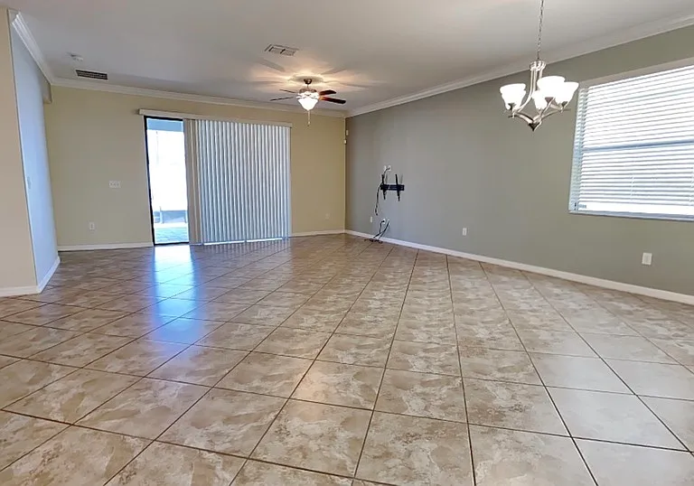 11020 Whittney Chase Dr — Photo 6
