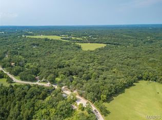 3225 Carron Rd, Festus, MO 63028