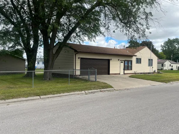 922 S 26th St, Fort Dodge, IA 50501