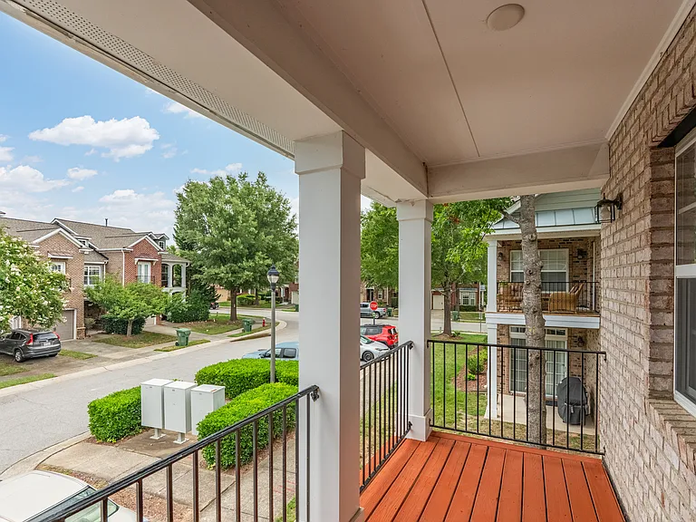 232 Lone Star Way — Photo 7