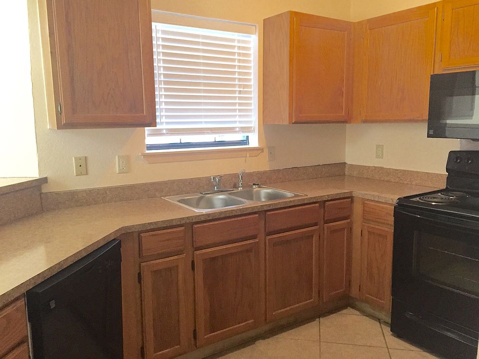 1900 W Taylor St Sherman TX Zillow