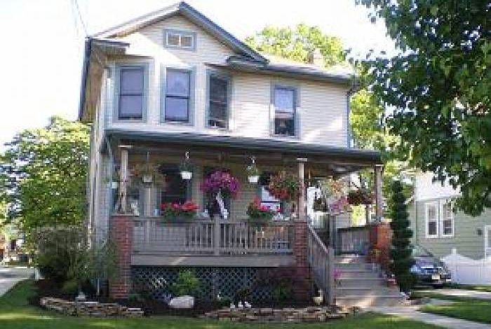 Front Exterior View