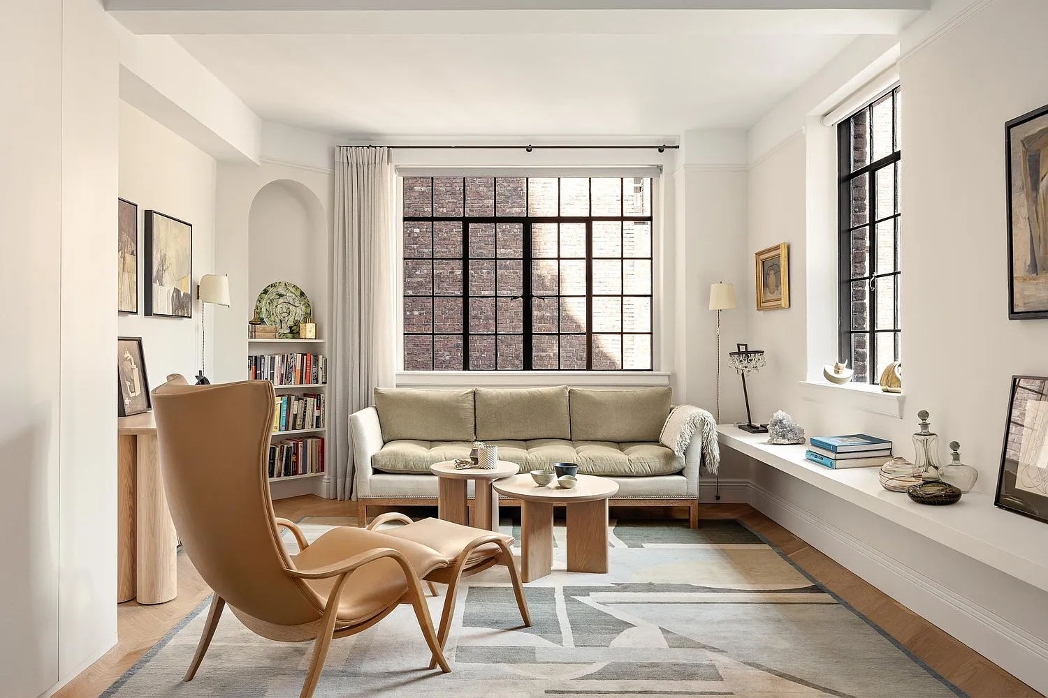 81 Irving Place — Photo 1