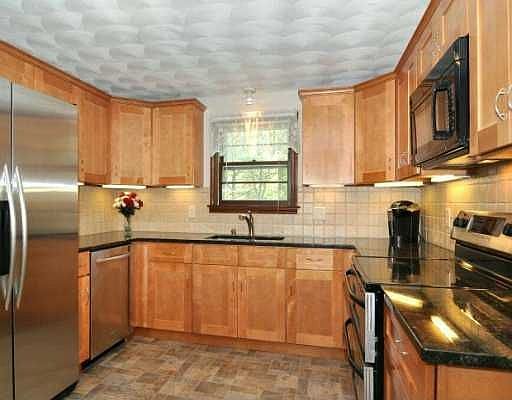 2nd image of 72 Wisteria Dr