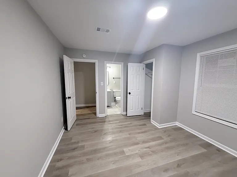 793 N Hollywood St — Photo 7