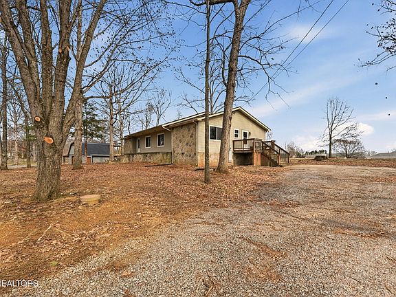 5th image of 2616 Best Rd