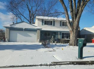 27045 Fairfax St, Southfield, MI 48076