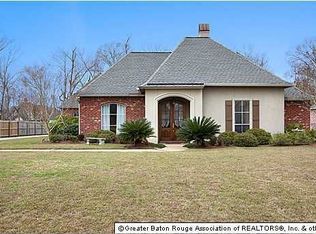 6216 Riverbrook Dr, Baton Rouge, LA 70820