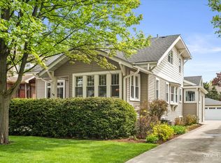 405 N Washington Ave, Park Ridge, IL 60068