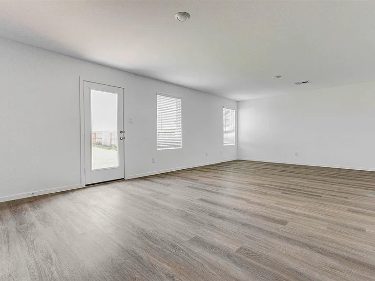 3081 Alder Flower Dr — Photo 8