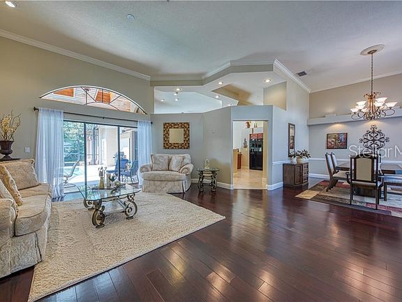 3rd image of 2818 Saint Andrews Blvd