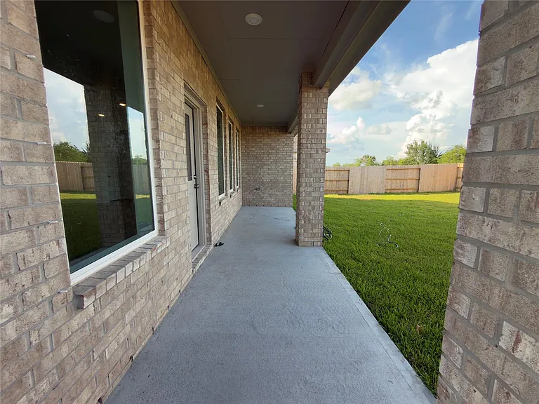 7919 Evening Emerald Dr — Photo 25