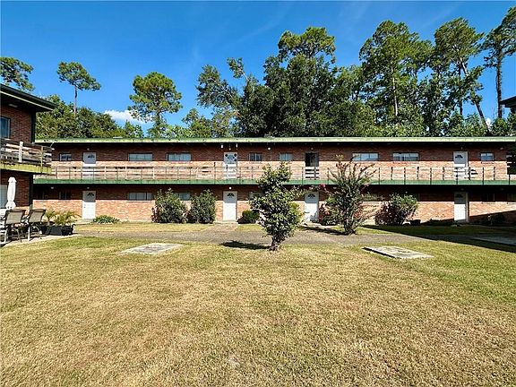 2nd image of 3838 Pontchartrain Dr APT B103