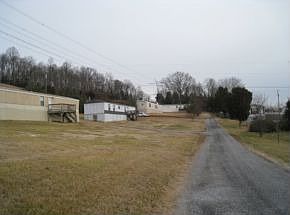 2nd image of 155 Country Ln