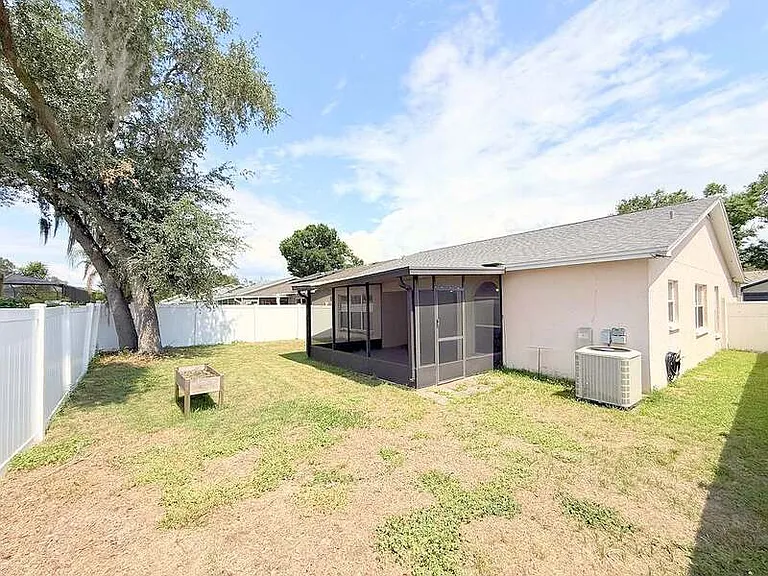 1118 Hardwood Dr — Photo 60