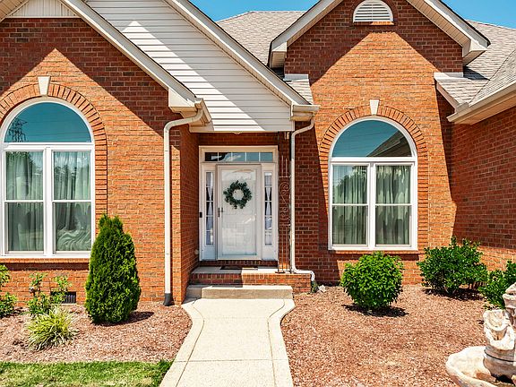 3rd image of 162 Mimosa Dr