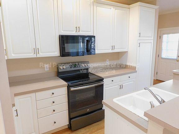 3rd image of 4108 Still Brook Ln