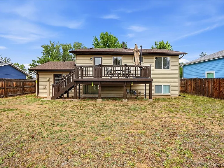 334 Wooster Ave — Photo 40