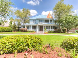 1411 Stonebridge Dr, Gretna, LA 70056