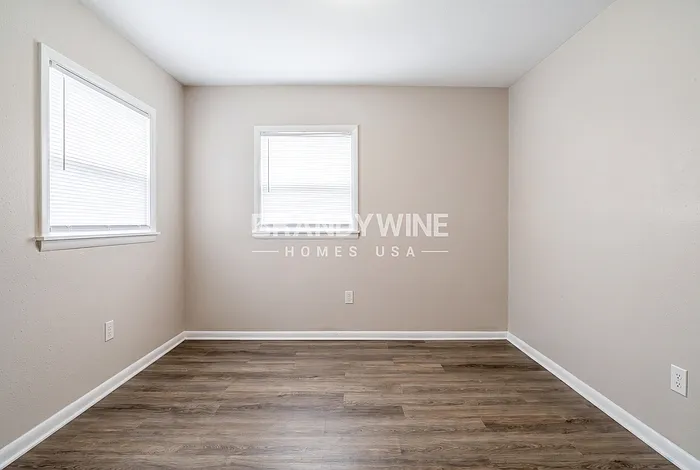 2610 E Annie St — Photo 11