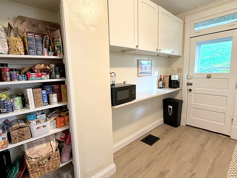 925 Baldwin St #1 — Photo 10