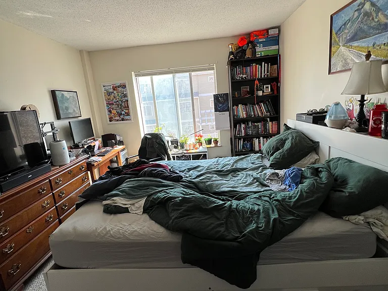 340 Franklin St #3 — Photo 17