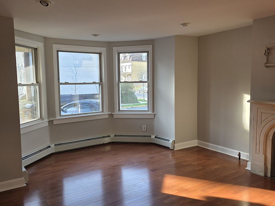 1st image of 1785 Whittier St Floor 1
