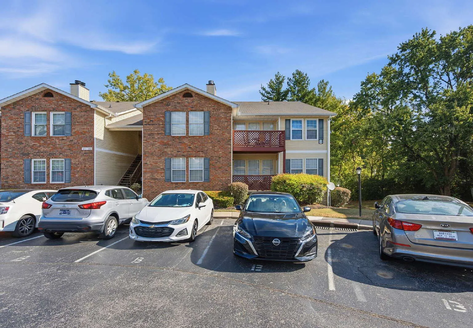 2 bed, 2.0 bath, 1143 sqft, $1,675 — Photo 1