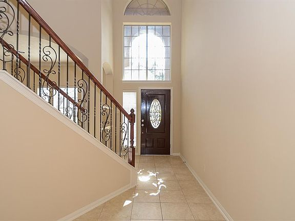 2nd image of 4522 Red Yucca Dr