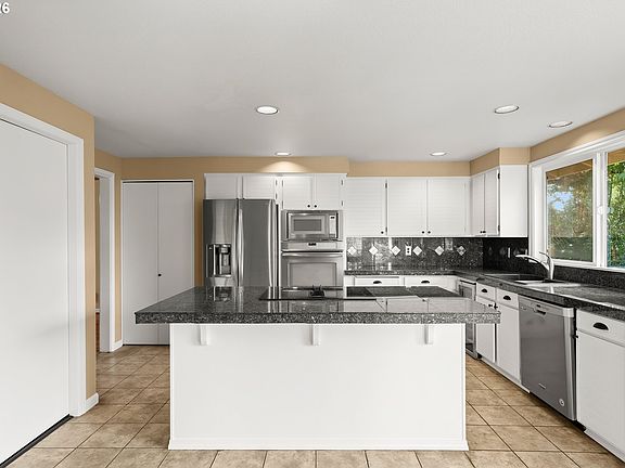 5th image of 4134 Orchard Way