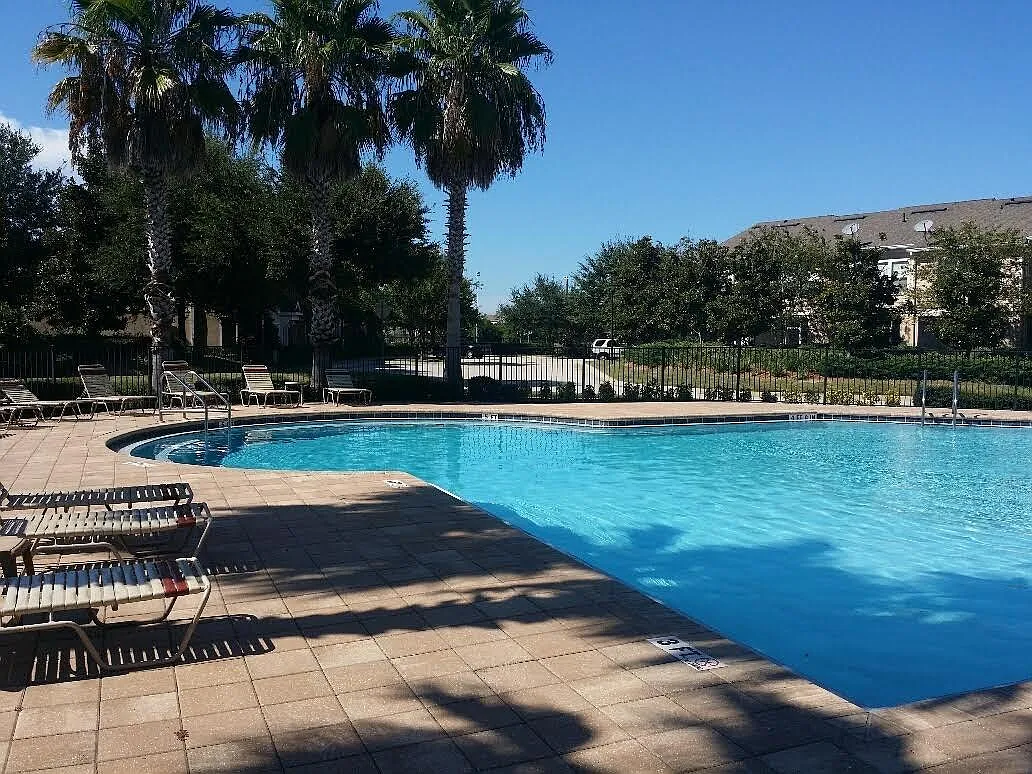 2 bed, 2.5 bath, 1248 sqft, $1,675 — Photo 4