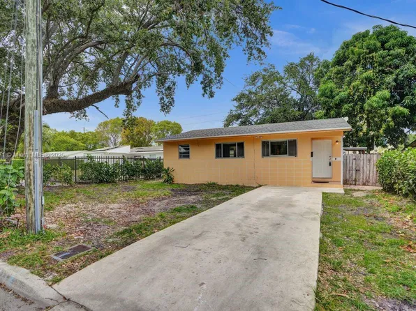 6091 SW 64th Ter, South Miami, FL 33143