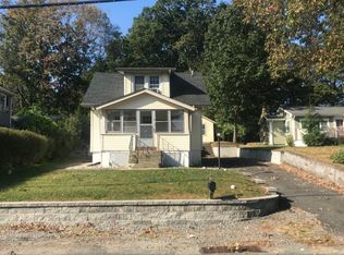 8 Meggins Rd, Rockaway, NJ 07866