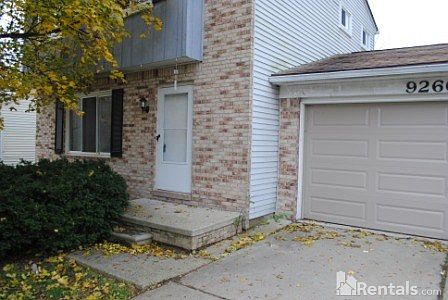 2nd image of 9266 Abbey Ln
