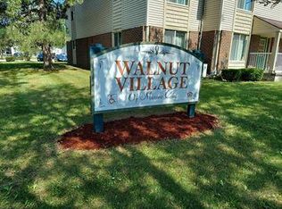 225 N Elizabeth St #4E, Marine City, MI 48039