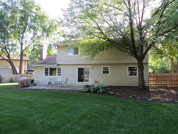 3rd image of 4485 Saint Tropez Dr