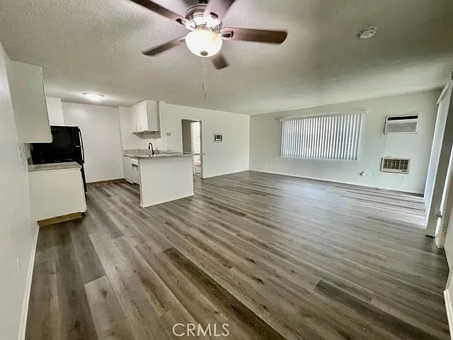 685 E Vista Chino #E — Photo 19
