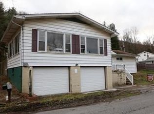 3803 Teak Dr, Northampton, PA 18067