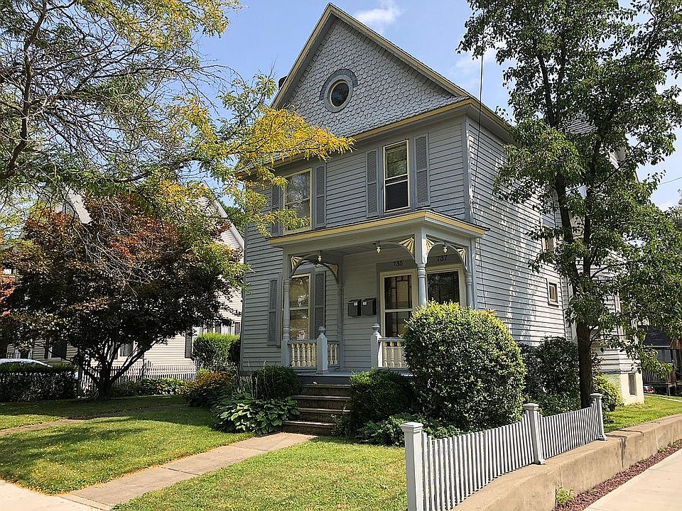 1st image of 735 W Water St